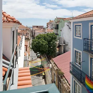 https://ponto-alto-apartments.hotels-lisbon-portugal.com